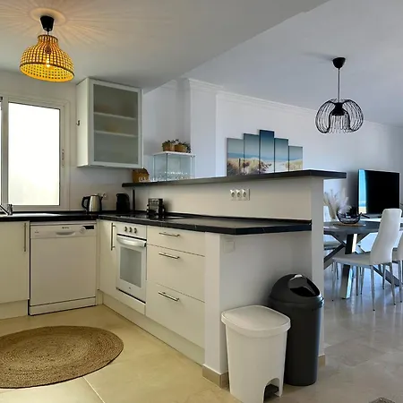 Mary Estepona
